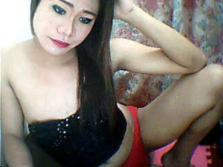 Zum Sexchat mit SexyLadyboy22